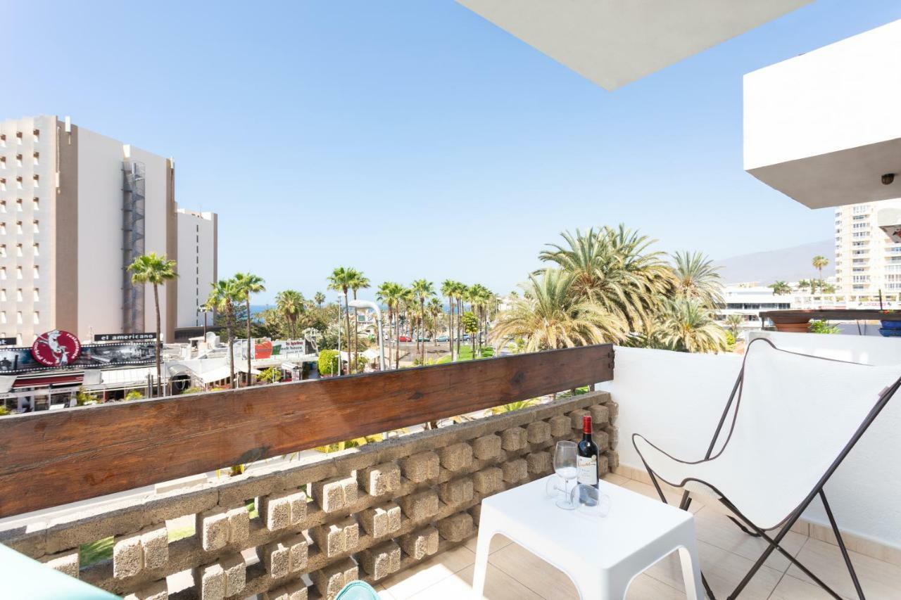 Las Americas Downtown : Prime Location Accomm. Arona  Exterior photo